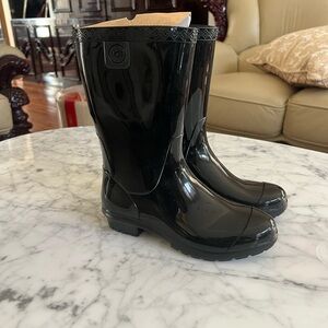 Brand new rain boot Uggs little girls size 3